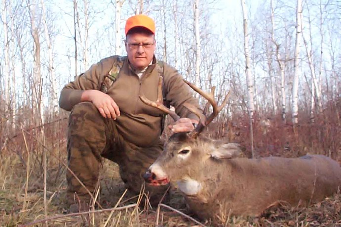 Archives of whitetail deer Photo